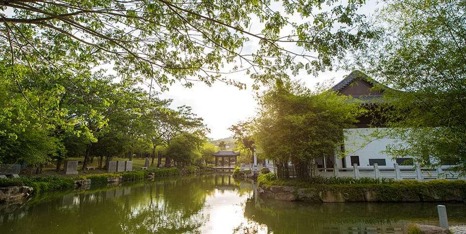 骨灰殿 Columbarium